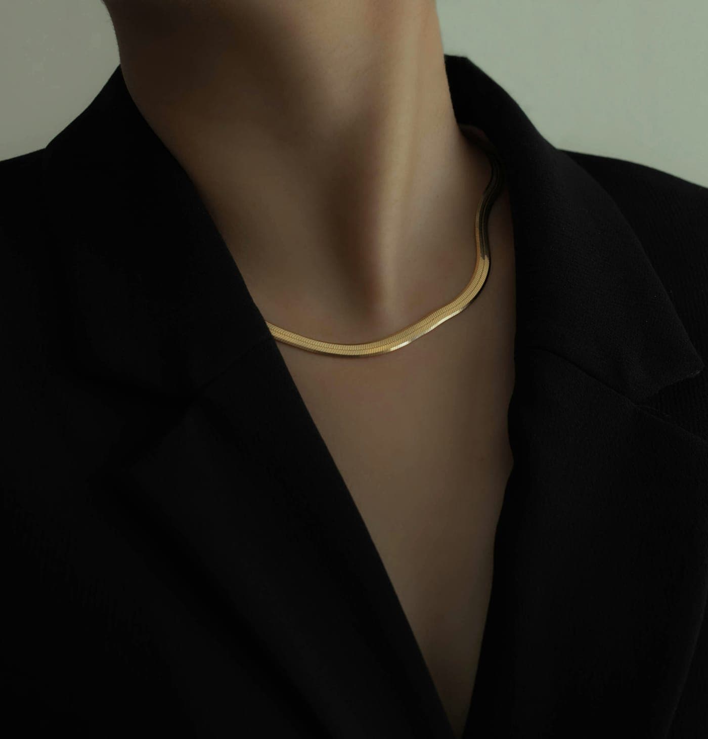 Omega Collar Chain