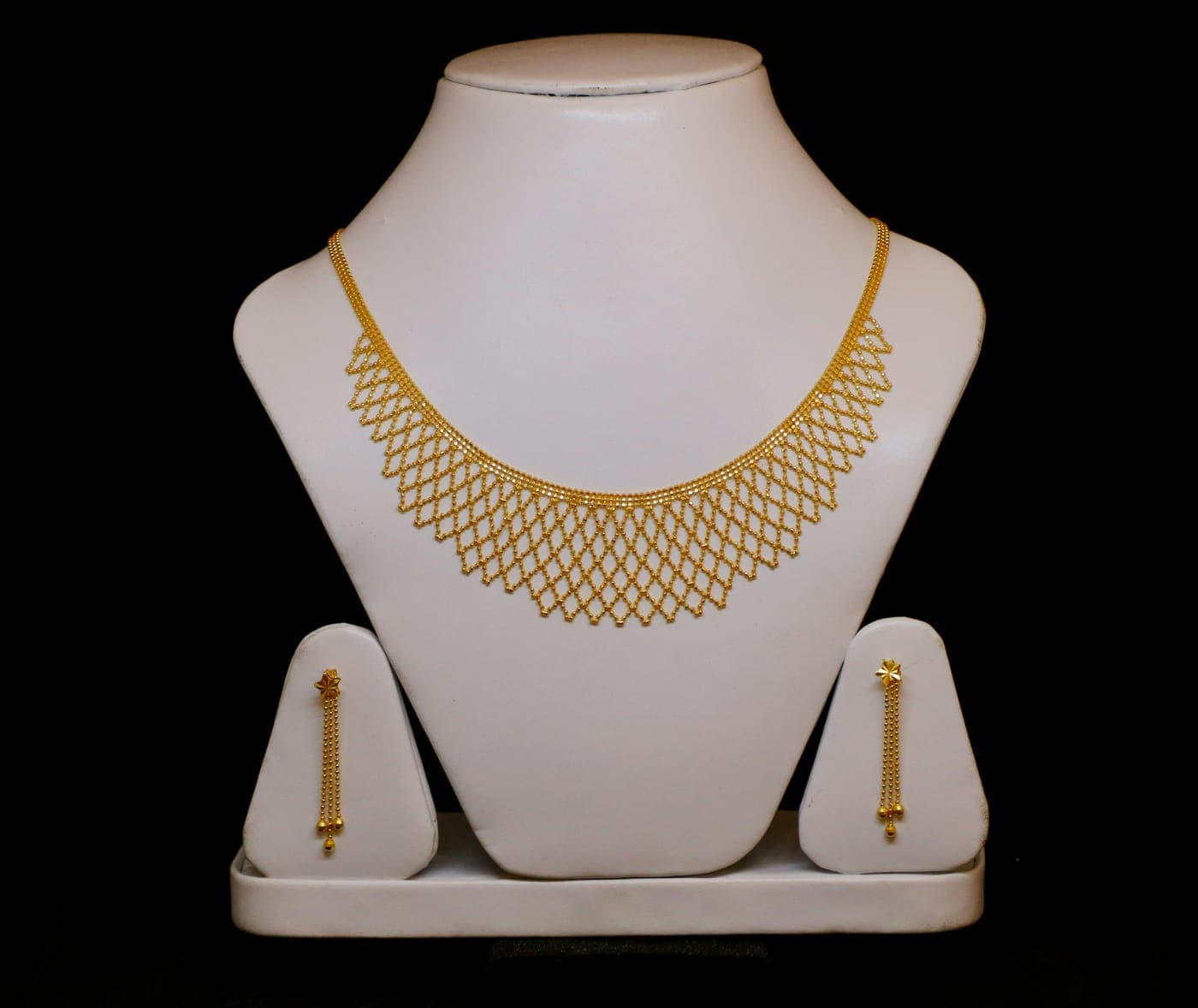 Sonal Mesh Collar Set